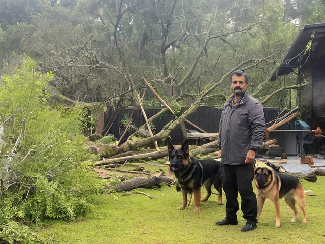 Desgarrador testimonio de Quique Neira sobre los daños causados por el viento en su hogar de Batuco tras el paso del sistema frontal